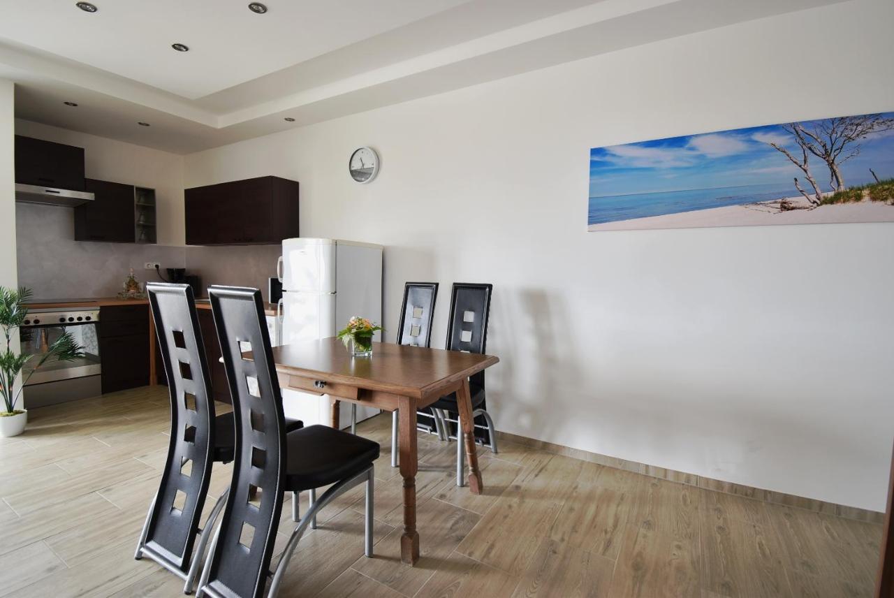 Apartmani Solis ヴィル エクステリア 写真