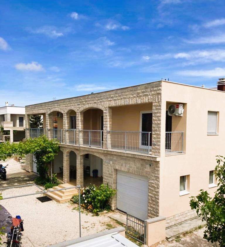 Apartmani Solis ヴィル エクステリア 写真